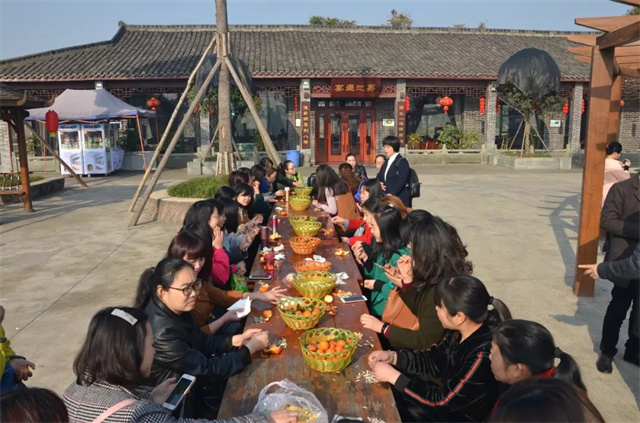 pp电子游戏官方网站女生节正确的打开方式 pp电子游戏官方网站女生节正确的打开方式